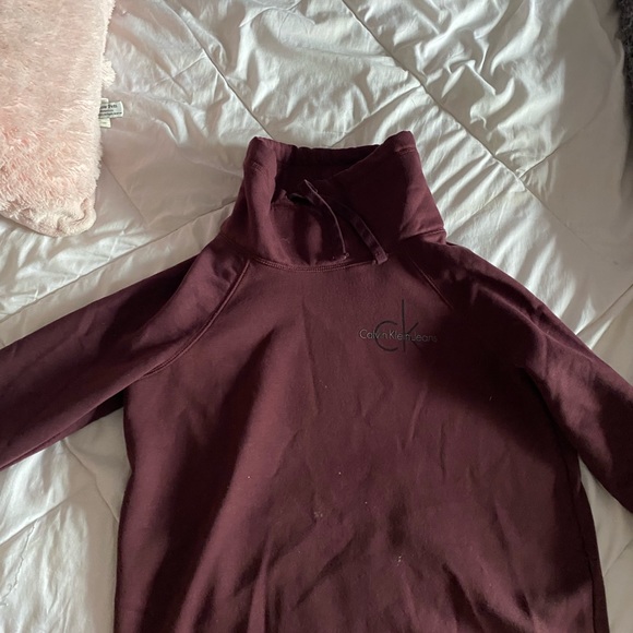 Calvin Klein Sweater - Picture 3 of 5